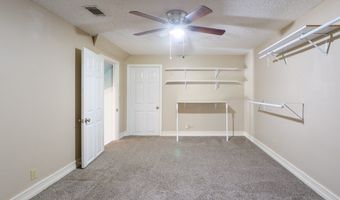 605 Plantation Dr, Adel, GA 31620