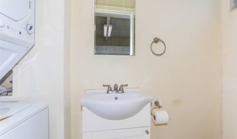 4202 Keanu St 4, Honolulu, HI 96816