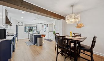 8719 SAGAMORE Rd, Philadelphia, PA 19128