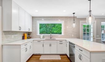 3602 SOUTH Pl #2, Alexandria, VA 22309