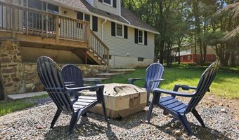 306 Mountain Rd, Albrightsville, PA 18210