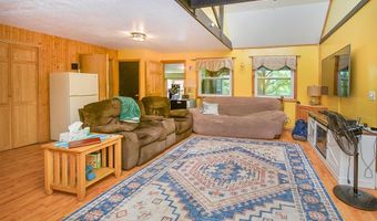 448 Bunker Hill Rd, Auburn, NH 03032