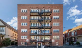 70 W 32ND St 1F, Bayonne, NJ 07002