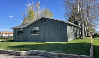 325 1ST N St, Cokeville, WY 83114