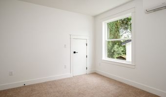 4103 SE Olsen St 4, Milwaukie, OR 97222