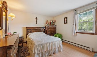 298 Vine St, Athol, MA 01331