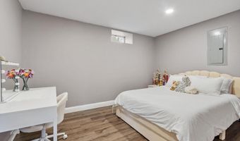 31 Manor Rd, Bolton, MA 01740