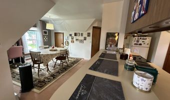 34 Sixth St, Auburn, ME 04210