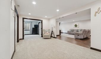 2398 W BARLEY Way, Appleton, WI 54913