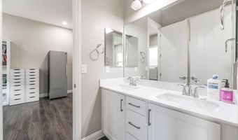 6472 Farness St, Las Vegas, NV 89135