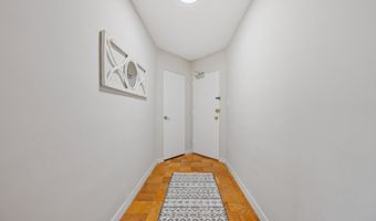 3000 SPOUT RUN Pkwy D212, Arlington, VA 22201