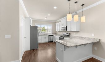 830 NE Heights Ln, Bentonville, AR 72712