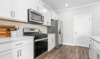 2510 FARMVILLE LAKES Dr, Auburn, AL 36830