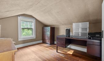 41 Old Farms Rd, Avon, CT 06001