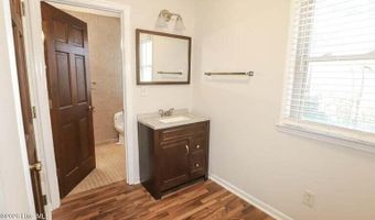 809 Houndslake Dr, Aiken, SC 29803