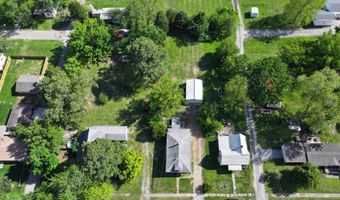 135 E Pine St, Albion, IL 62806