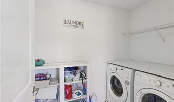 818 Hilliary Ln, Aurora, OH 44202