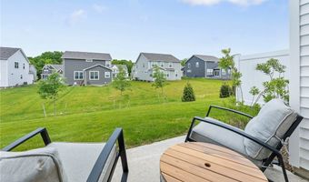 800 Dipper Ln 3, Aurora, OH 44202