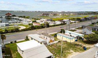 514 E Ft Macon Rd, Atlantic Beach, NC 28512