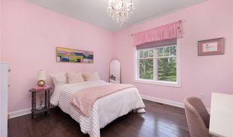 449 Sylvan Ct, North Kingstown, RI 02874