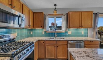 535 Highland St W, Annandale, MN 55302