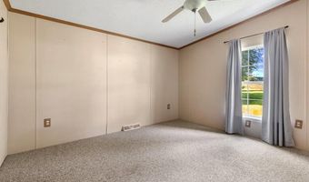 203 Edgewood St, Ballard, WV 24918