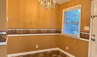 1657 Maryland Dr, Albany, GA 31707