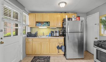 103 Louisiana Ave 103, Bridgeport, CT 06610