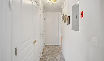 28 N De Baun Ave 208, Airmont, NY 10901