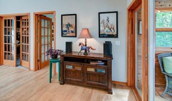 2877 Glacier Valley Rd, Fitchburg, WI 53711