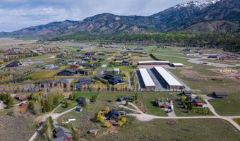 60 BUCKRAIL Ln, Alpine, WY 83128