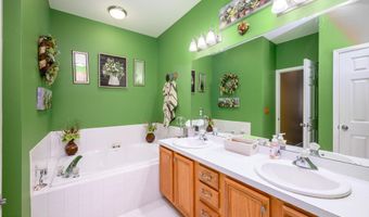37 Hannah Lee Rd, Barnegat, NJ 08005