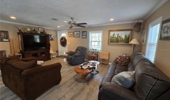 55135 5TH St, Astor, FL 32102