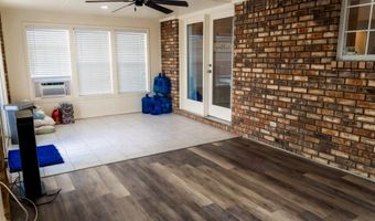 1511 Live Oak Ln, Andrews, TX 79714