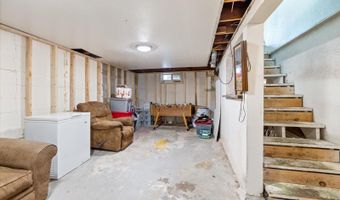 24 Fern Ct, Babbitt, MN 55706