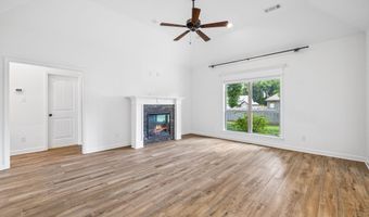 111 Hayden Dr, Beebe, AR 72012