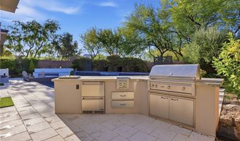 47 Moonfire Dr, Las Vegas, NV 89135