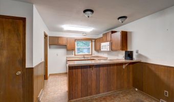 1702 Rae Ln, Madison, WI 53711