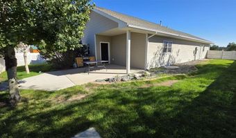 913 34th St, Cody, WY 82414