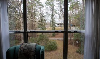 1380 Landing Rd, Baxley, GA 31513