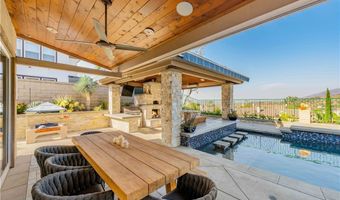 1040 S Summer Breeze Ln, Anaheim, CA 92808