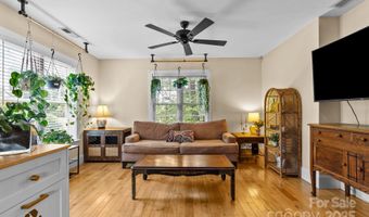 19 Rhudy Rd, Asheville, NC 28806
