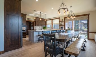 95 W FAIRCHILD St, Afton, WY 83110