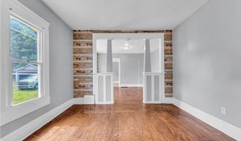 1174 La Croix Ave 1, Akron, OH 44307