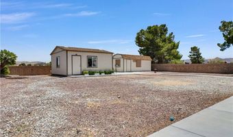 13931 Falling Leaf Rd, Apple Valley, CA 92307