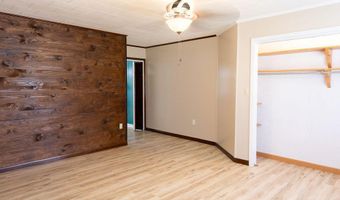 1058 S Berwick Ave, Basile, LA 70515