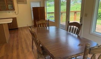 5203 Black Oak Rd, Alton, IL 62002
