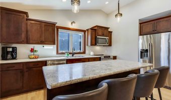820 Rusty Ct, Altoona, WI 54720