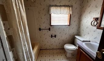 13 Park Ln, Arundel, ME 04046