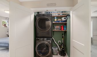 6910 SE LAMPHIER St, Milwaukie, OR 97222